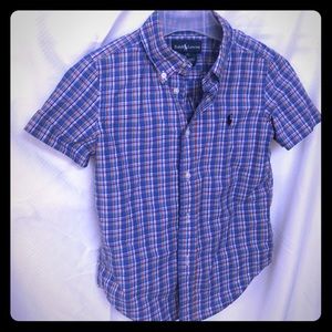 Button down shirt short sleeves.